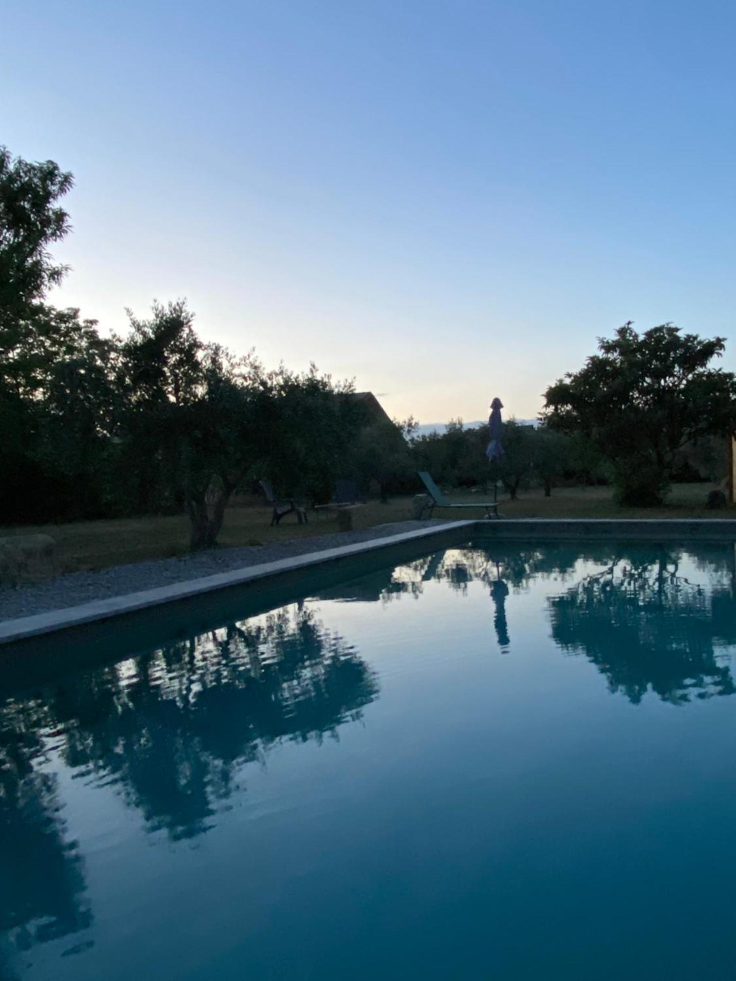 مبيت وإفطار Bouchet  Le Nomade En Provence المظهر الخارجي الصورة